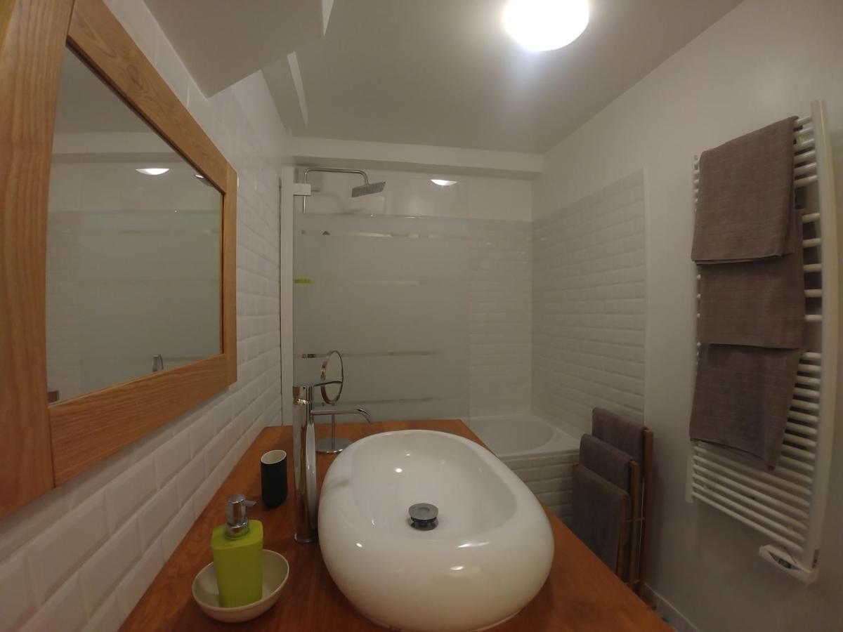 Central & Nice ! 3 Bedrooms, 2 Bathrooms Paryż Zewnętrze zdjęcie